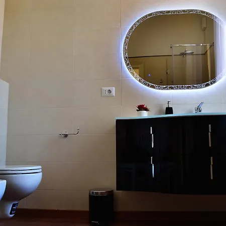 לינה וארוחת בוקר Boutique Casa Faccioli 2*