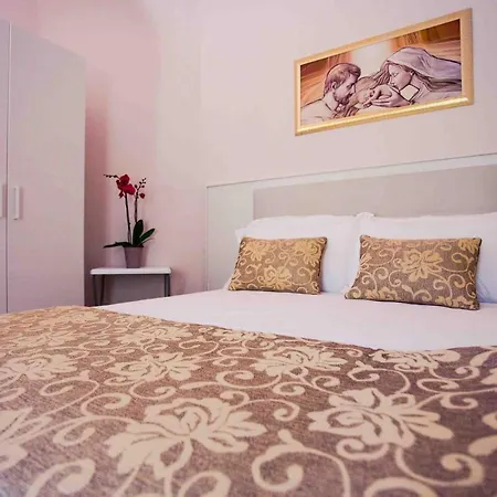 Boutique Casa Faccioli Panzió Bologna